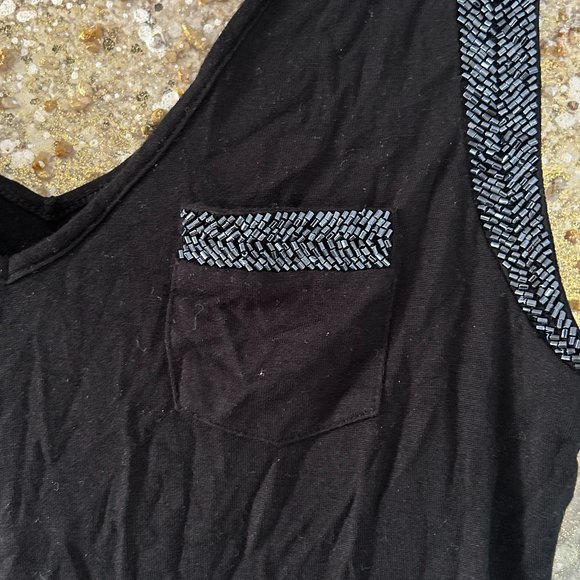 Guess Sleeveless Tank Top (NWOT) - Picture 6 of 10